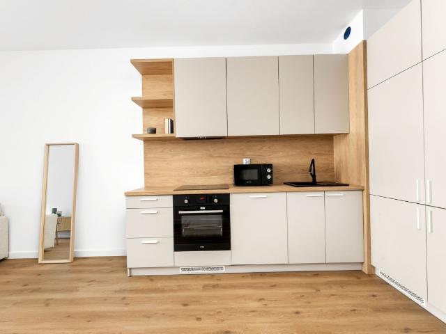Aleja Pokoju 83F 2 pokojowe, balkon, wysoki standard