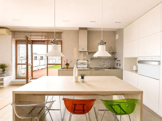 Aleja Rzeczypospolitej 60 m², Warszawa