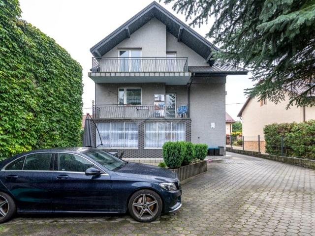 Aleksandra Kotsisa 320 m², Kraków