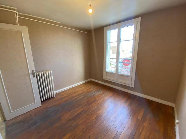 Alençon Courteille, appartement de 50 m² avec garage et jardinet