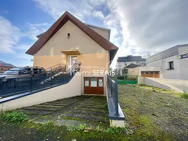 Alençon 61000 Achat / Vente maison 11 pièces t11 au dernier étage cave