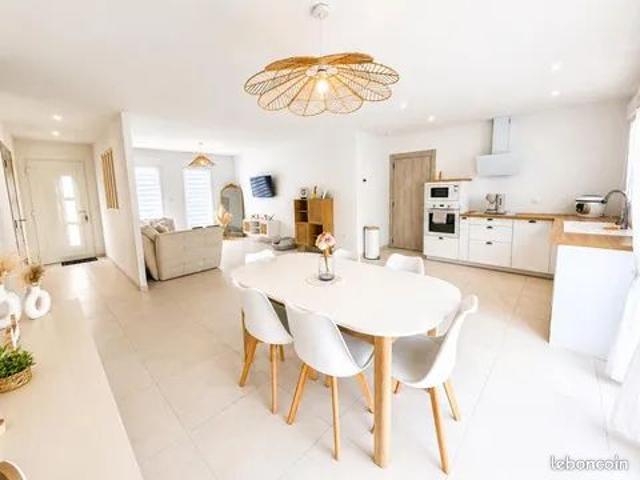 ALERTE: Plain pied neuf, 92m2, 3 chambres, Cour expo SUD, à GUINES