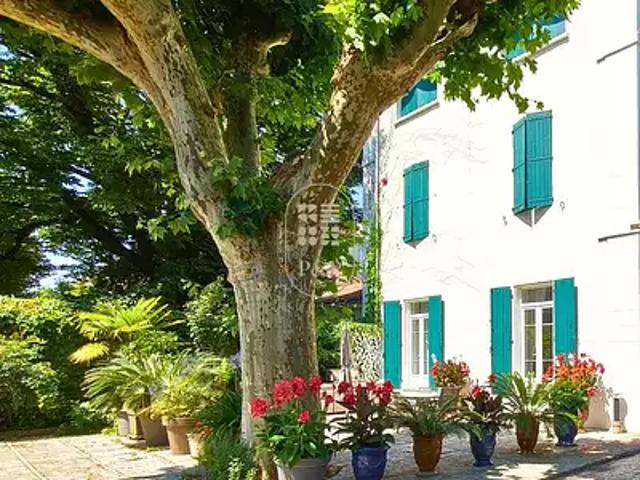 Nîmes 30000 Achat / Vente maison 7 pièces t7 piscine terrasse