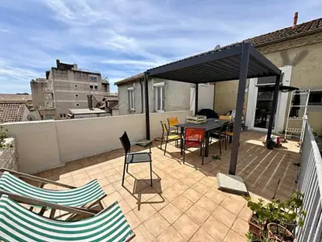 Alès 30100 Achat / Vente appartement 5 pièces t5 au dernier étage terrasse