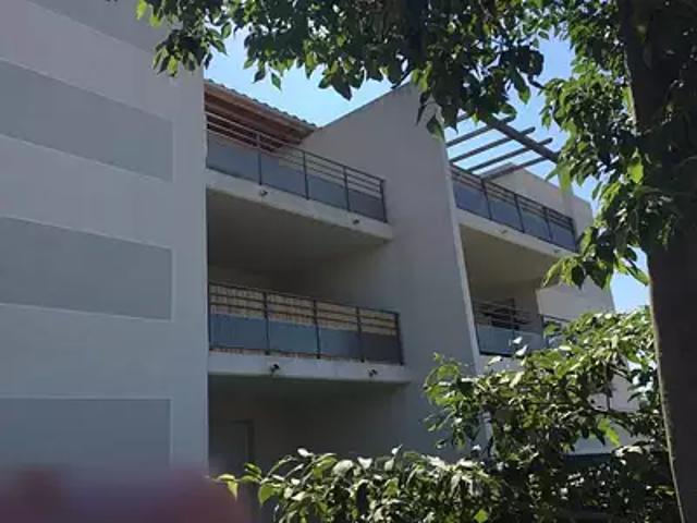 Alès 30100 Location appartement 2 pièces t2 au dernier étage