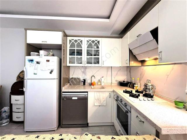 alfa'dan Akçay'da Satılık Arakat Asansörlü Yatırıma Uygun 1+1 Daire