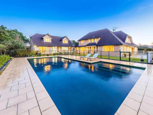 alfriston, 6+ bedrooms