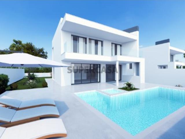 ALGARVE Algoz Moradias NOVAS T4 para venda, com piscina privada