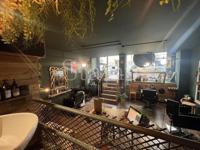 Algés Rua dos Anjos Loja com logradouro 31 m2