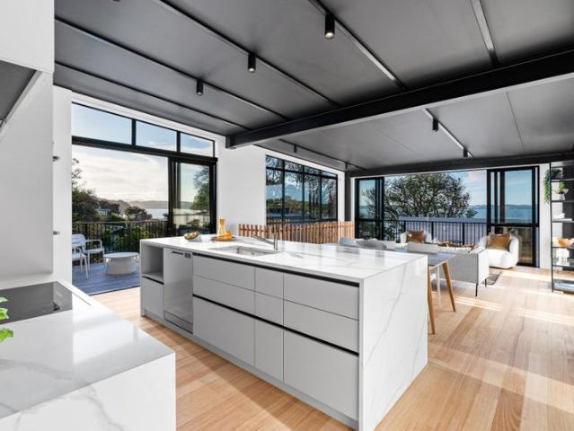 Algies Bay, 3 bedrooms