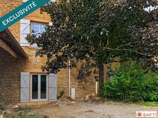 ALIX –TRIPLEX DE CARACTÈRE À AMÉNAGER – 107 M² – STATIONNEMENTS