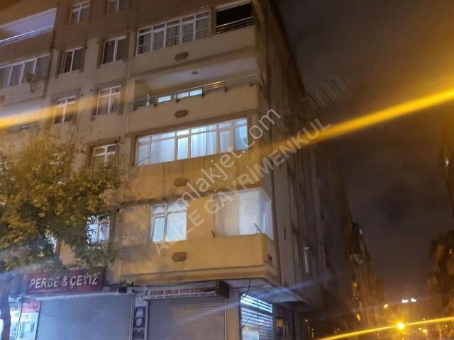 Alizeden İkitelli M.akifte Metro Yani Satılik Temiz Arakat