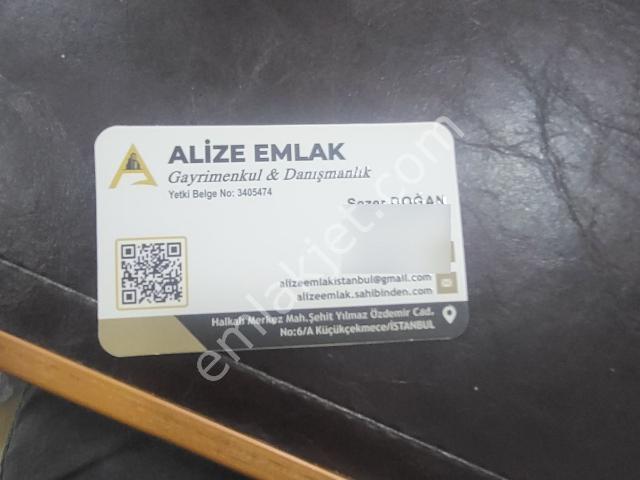 Alizeden Sefaköy Gültepede Metrobusu 4 Dk