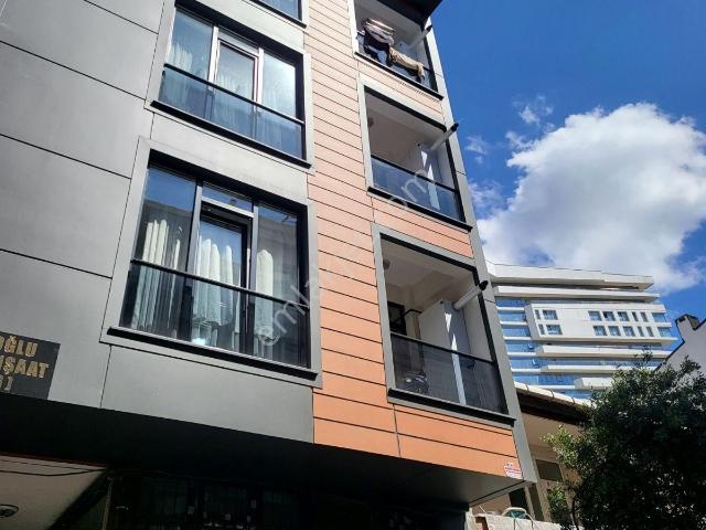 Alizeden Sefakoy İnönüde Sıfır Binada Boş Depolu Daire