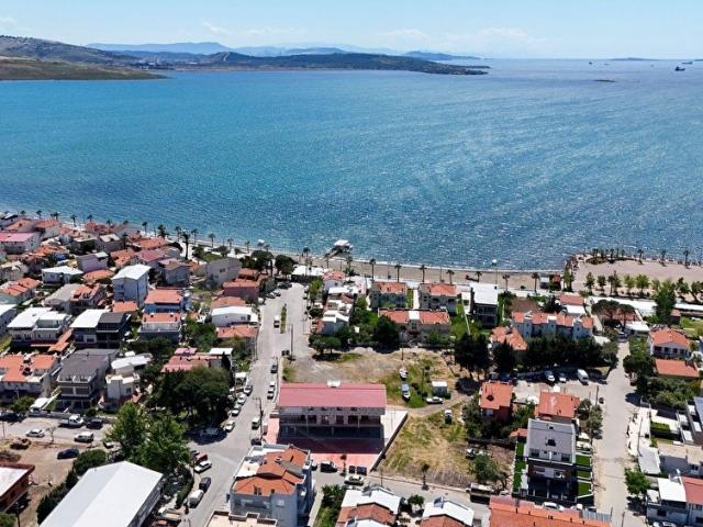 ALİAĞA ŞAKRAN'DA DENİZE 100 MT MESAFEDE 776 m SATILIK ARSA