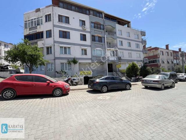 Ali Çetinkaya'da Ara Kat Kapalı Mutfak Merkezi Konum 2+1 Daire