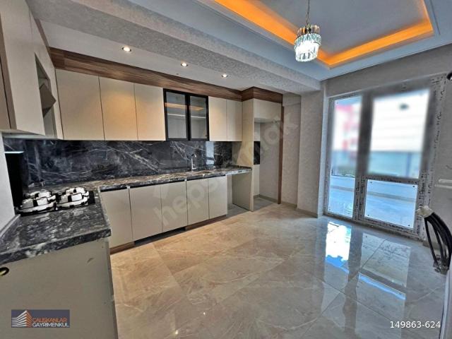 ÇALIŞKANLAR'DAN MENDERES'TE ARAKAT 3+1 SATILIK DAİRE