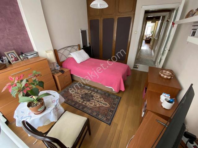 Ali Topal Grmk 2+1 90m2 2.kat Bakırköy Satılık