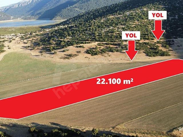 ALİ TOSUN' DAN ELMALI KARAMIK' TA ETRAFI TEL ÖRGÜ İLE ÇEVRİLİ 22.100 M FIRSAT ARAZİMİZ