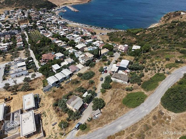 Aliağa Çakmaklıda Deniz Manzaralı fırsat 1.183 m2 Tarla