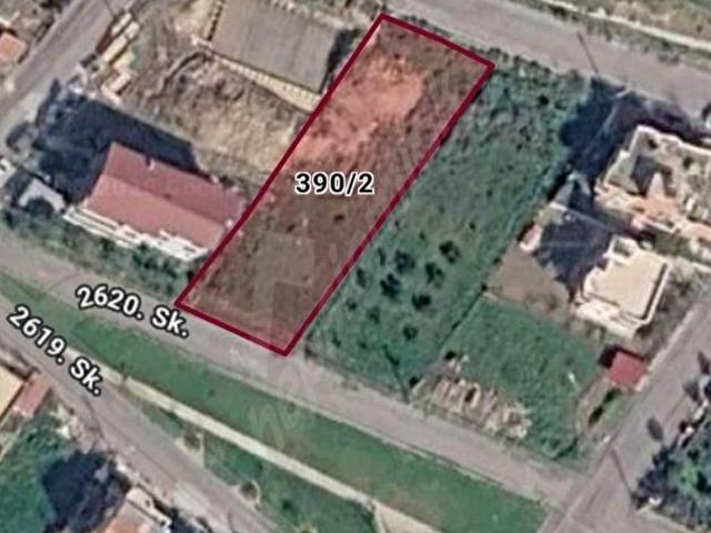 Aliağa Helvacı'da 771m Köşe Parsel 3 Kat İmar Önü Kapanmaz