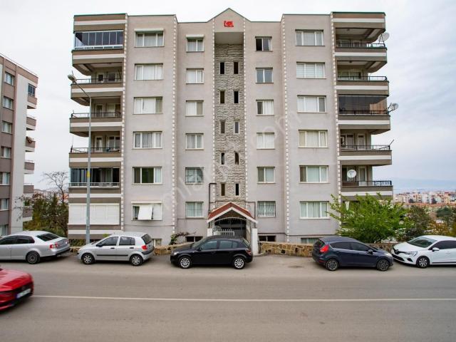 Aliağa Yeni Mahallede Kiralık Deniz Manzaralı 3+1 Daire