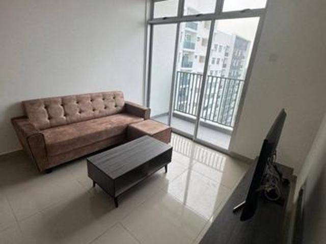 Aliff Height Tampoi 3Bed 2Bath Fully Furnished Brand New Pool View