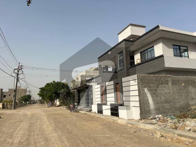 Aligarh society 400 sq yard coner plot for sale