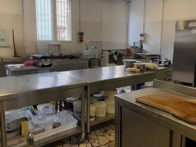 Alimentari Gastronomia in vendita a Carrara