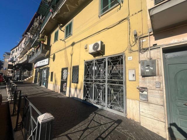 Alimentari in vendita a Roma