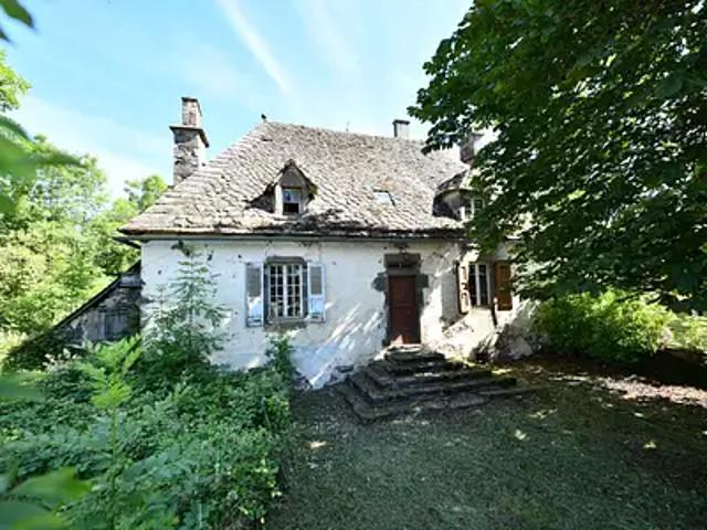 Ally 15700 Achat / Vente maison 8 pièces t8