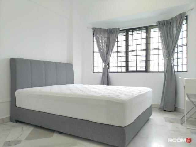 All Chinese Female Unit Middle room with shared bathroom