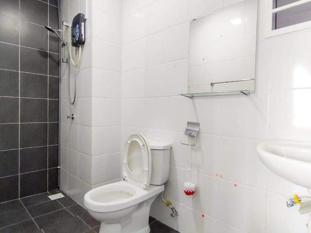 All Female Master Room A Cosmo Type 1 at The Zizz, Damansara Damai
