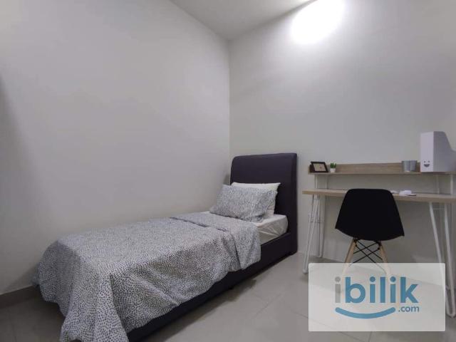 All Female Small Room E at Residensi Suasana, Damansara Damai