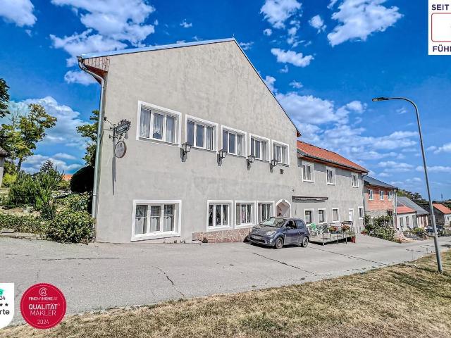 ALL IN ONE * EFH mit 7 Zimmern und Panoramablick + Gasthaus/Speisesaal + Lokal ca. 400m² Wohn/Nutzfläche zzgl. Garten