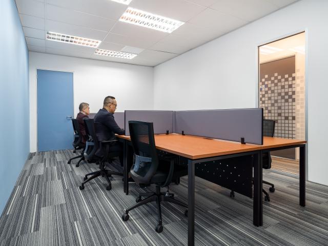 All inclusive access to coworking space in HQ PFCC