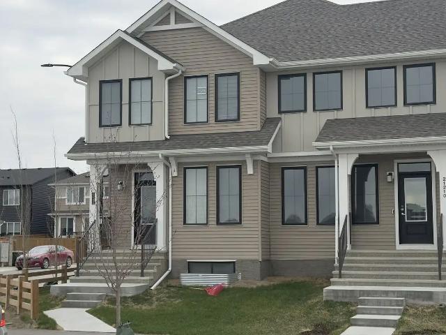 All Inclusive Stunning 3 Bedroom + Den | Upper Suite With 2.5 Bathroom