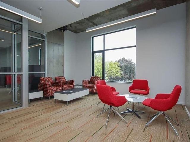 All inclusive Student Apartments Close to Carleton U