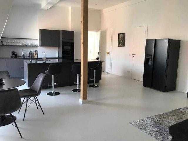 All Inklusive am Schloss Charlottenburg: Möblierte 2 Zimmer Dachgeschosswohnung inkl.Strom, WIFI