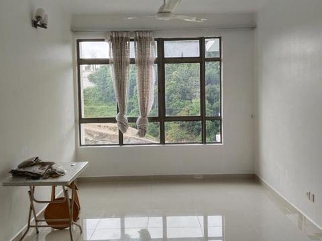All season condo at farlim