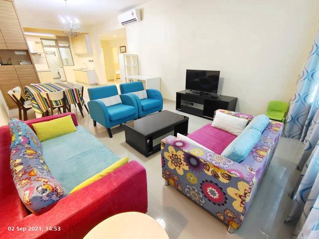 ALL SEASONS PARK Summer for rent bu 1235sf 2 car parks