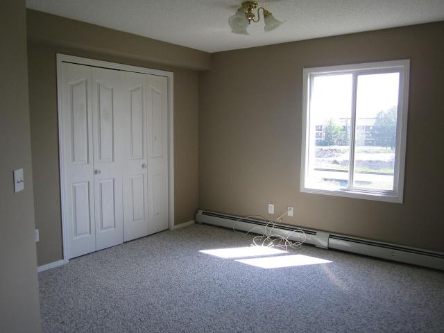 ALL UTILITIES INCLUDED! 2 bed, 2 bath Top Floor, Corner Suite 2 Bedroom Apartment for Rent at 304 Mackenzie Way Sw, Airdrie, AB T4B 3H6 Downtown