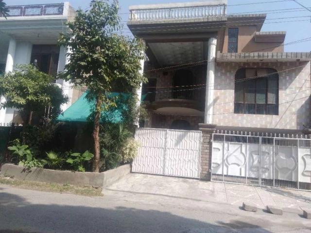 Allama Iqbal Town 10 marla double story kamran block Prime Location Lahore Allama Iqbal Town ID 02661