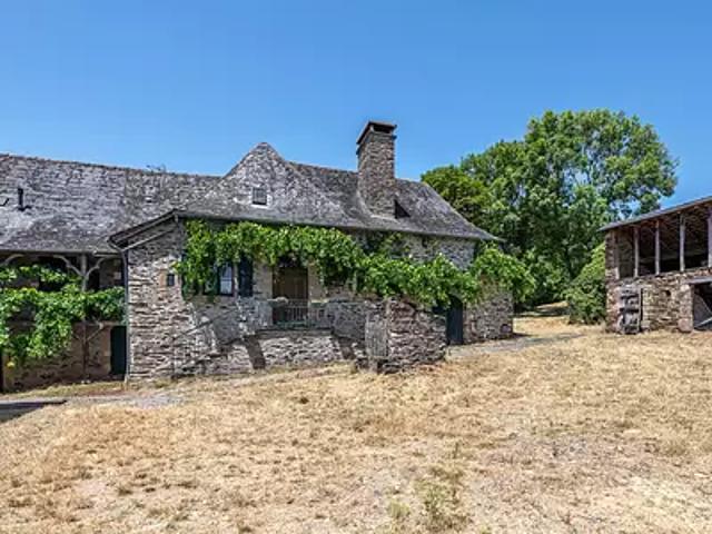 Allassac 19240 Achat / Vente maison 6 pièces t6 au dernier étage