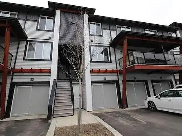 Allard Edmonton SW Townhouse For Rent