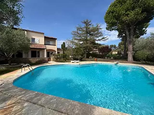 Allauch 13190 Achat / Vente maison 6 pièces t6 cave parking