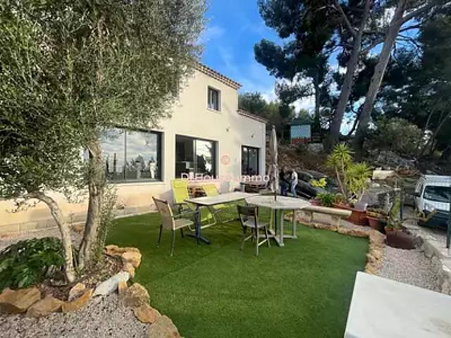 Allauch 13190 Achat / Vente maison 6 pièces t6 parking