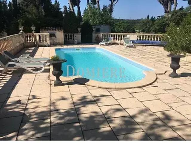 Allauch 13190 Achat / Vente maison 7 pièces t7 piscine terrasse