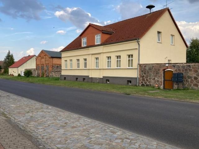 Alle unter einem Dach Kinder Enkel Eltern Großeltern