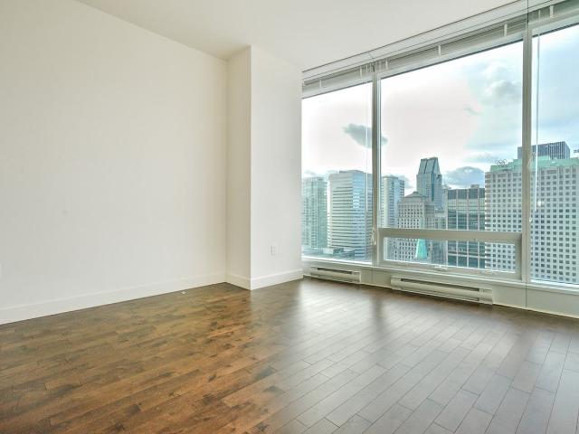 Allegra and V Studio Apartment for Rent at 280 Boul René Lévesque O, Montréal, QC H2Z 0B5 Quartier Ville Marie
